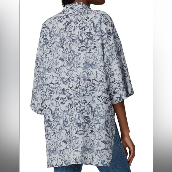 Victor Alfaro size small printed button down shirt - Picture 3 of 7